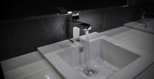 Basin mixer