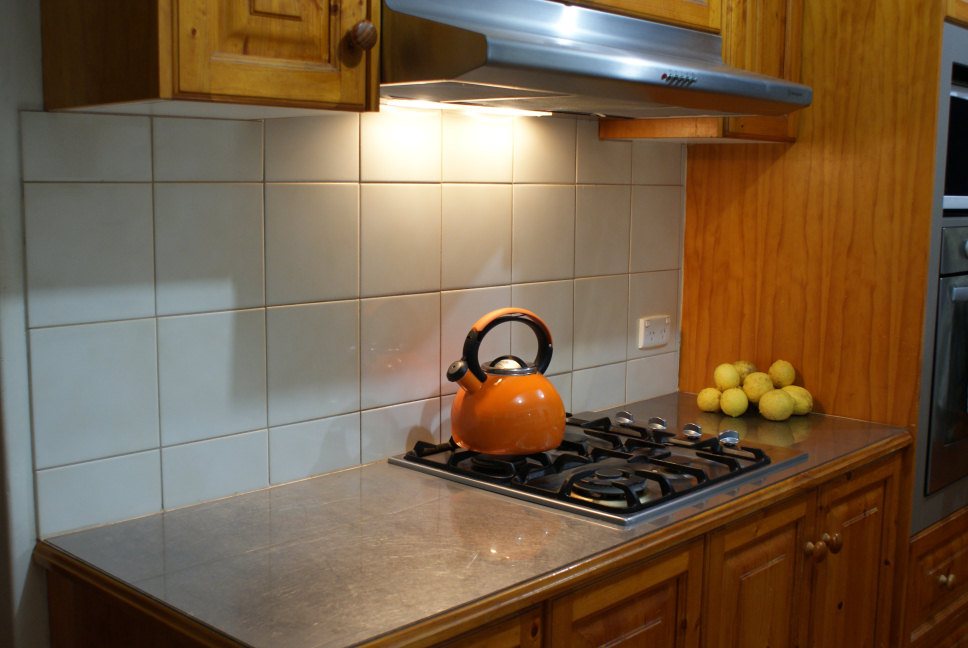 stainless steel bench and gas cooktop