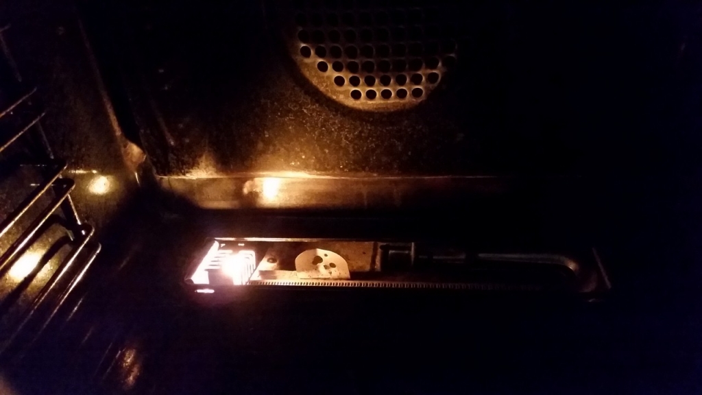 Westinghouse 476 / 650 gas wall oven not lighting