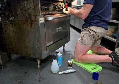 Commercial gas oven repair